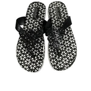 Babe Women Thong Flip Flop Size 8 Black White Floral Shoes Vacation Beach